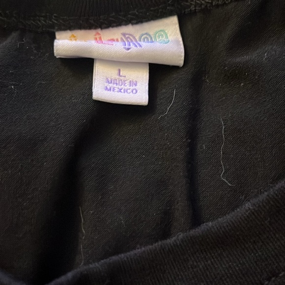 Paw Print 🐾 T-Shirt - Picture 5 of 5